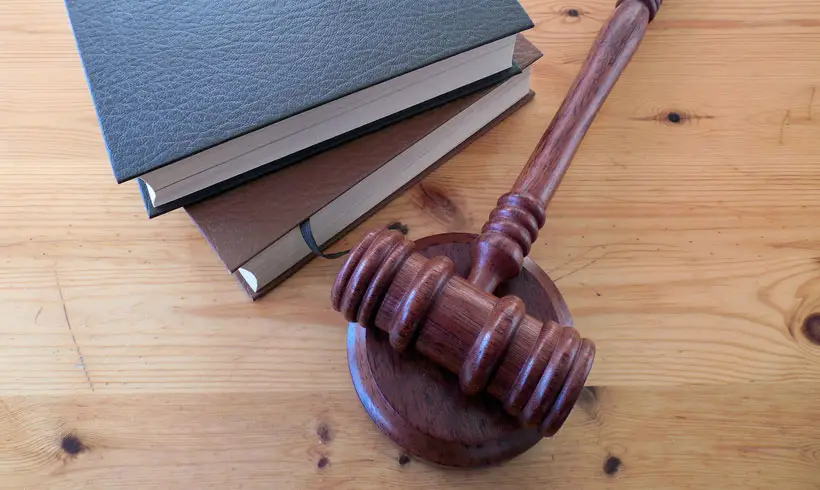Commercial-Law-Books